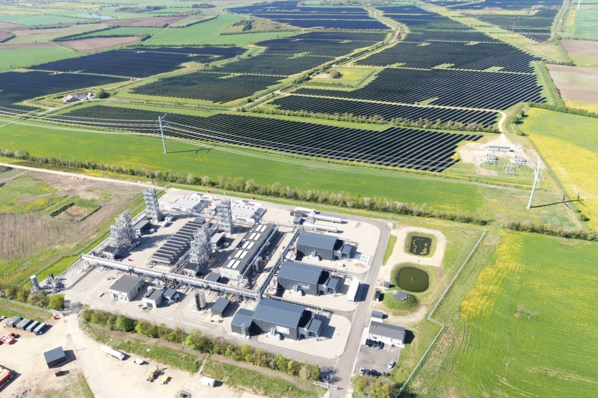 drone image of Kassø e-methanol facility and solar park